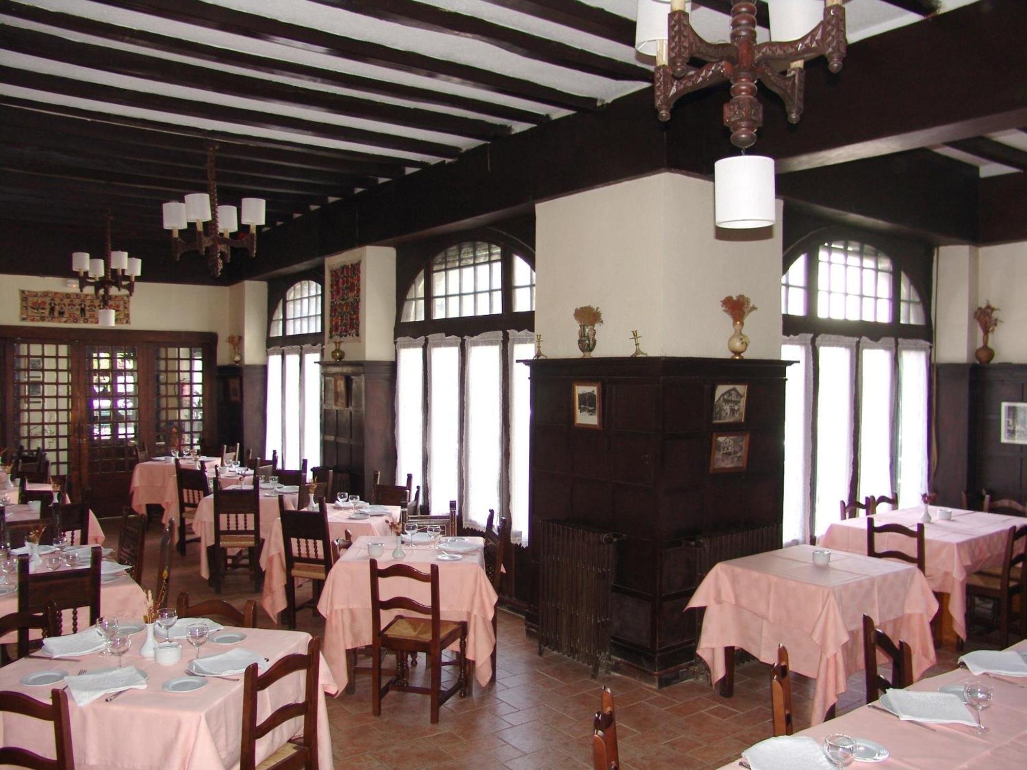 Hostal Ayestaran II Lekunberri Kültér fotó