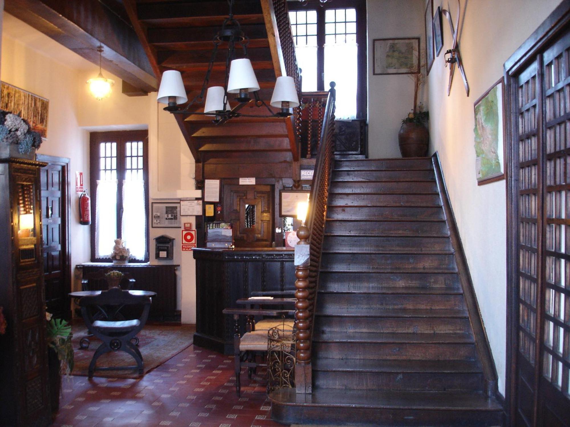 Hostal Ayestaran II Lekunberri Kültér fotó