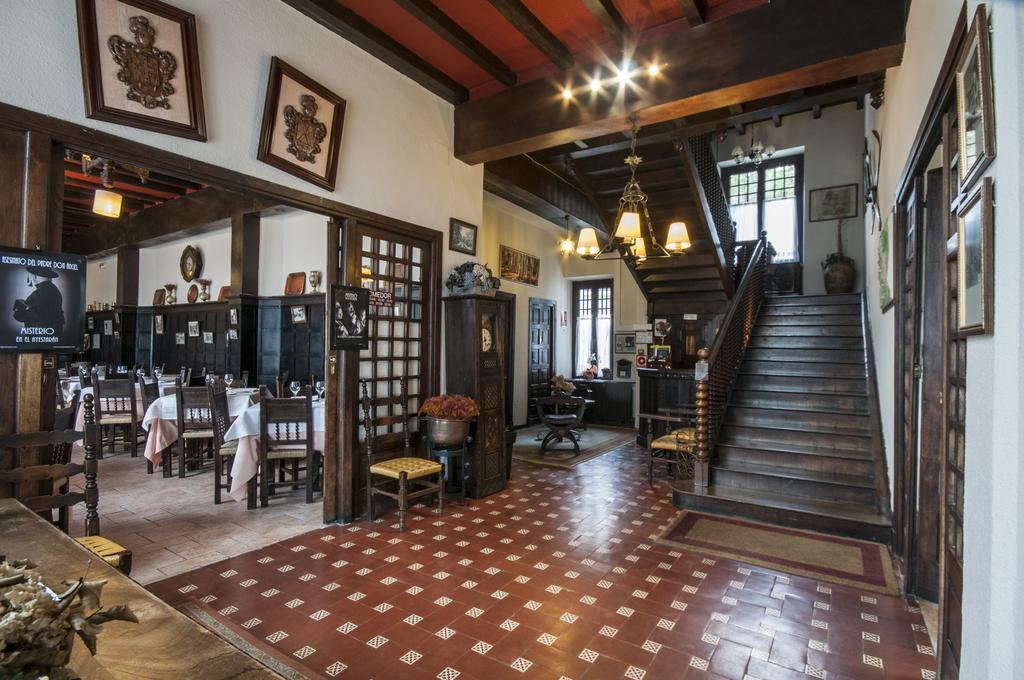 Hostal Ayestaran II Lekunberri Kültér fotó