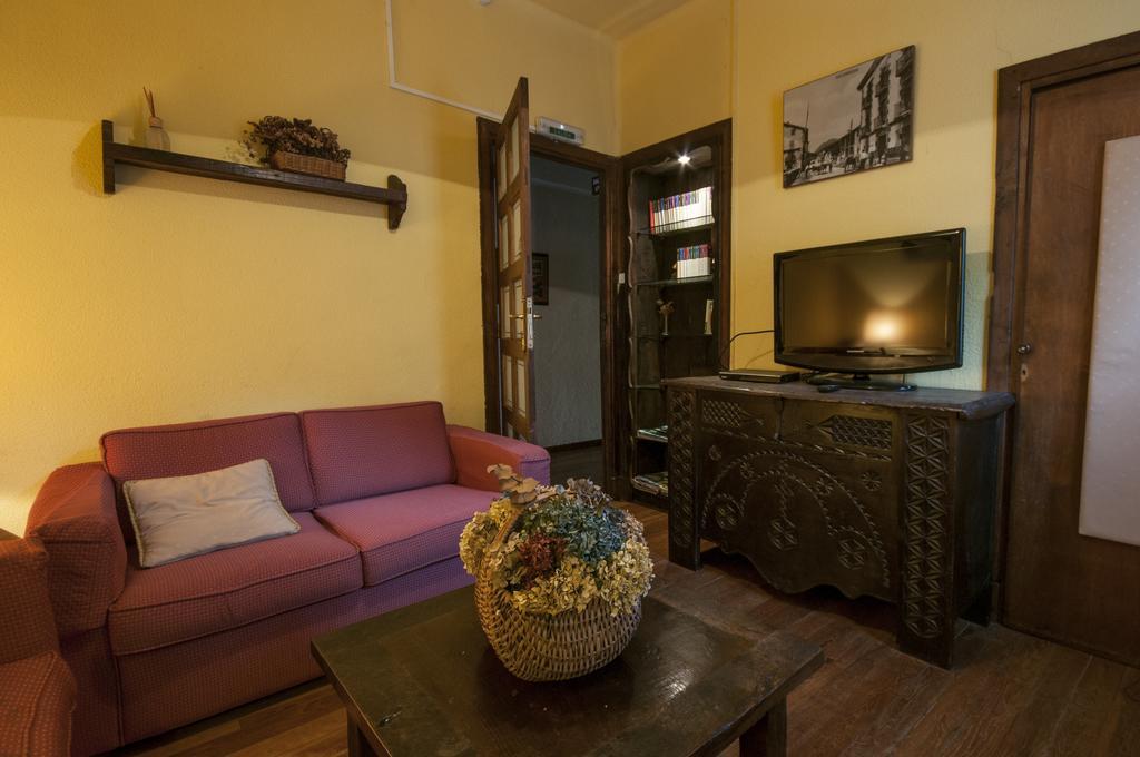 Hostal Ayestaran II Lekunberri Kültér fotó