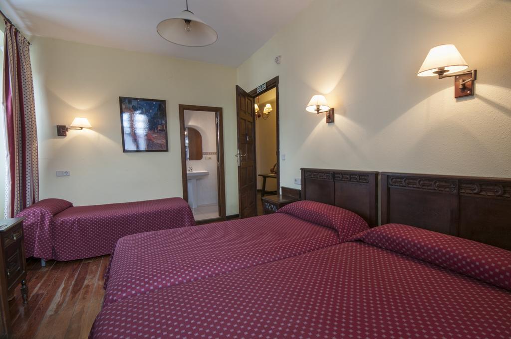 Hostal Ayestaran II Lekunberri Kültér fotó