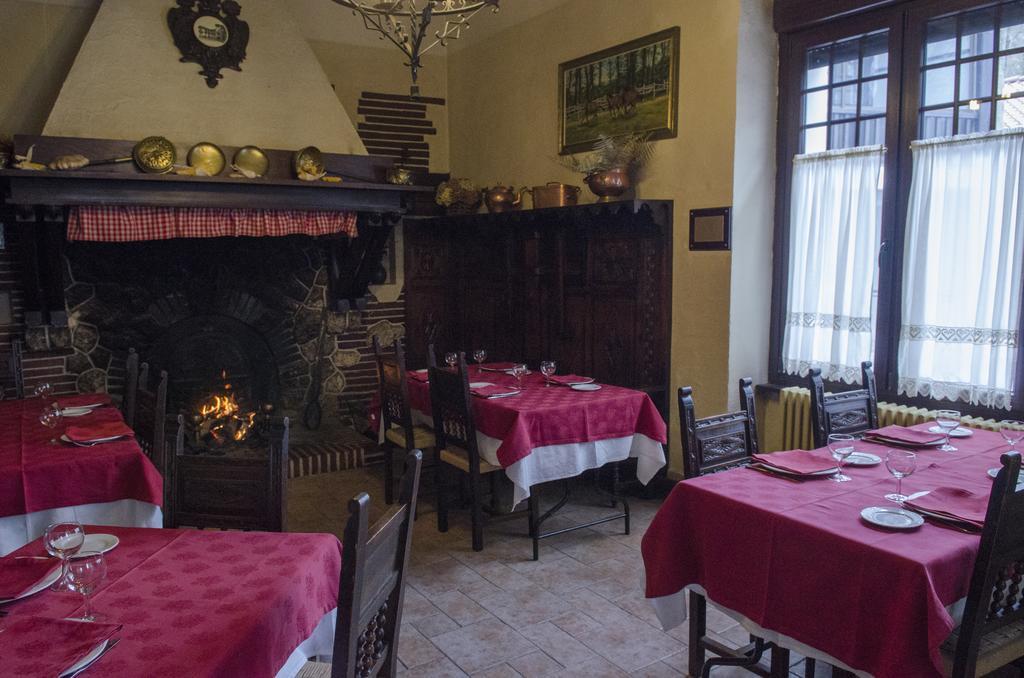 Hostal Ayestaran II Lekunberri Kültér fotó